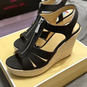 Michael Kors Black and Tan Wedge Sandals